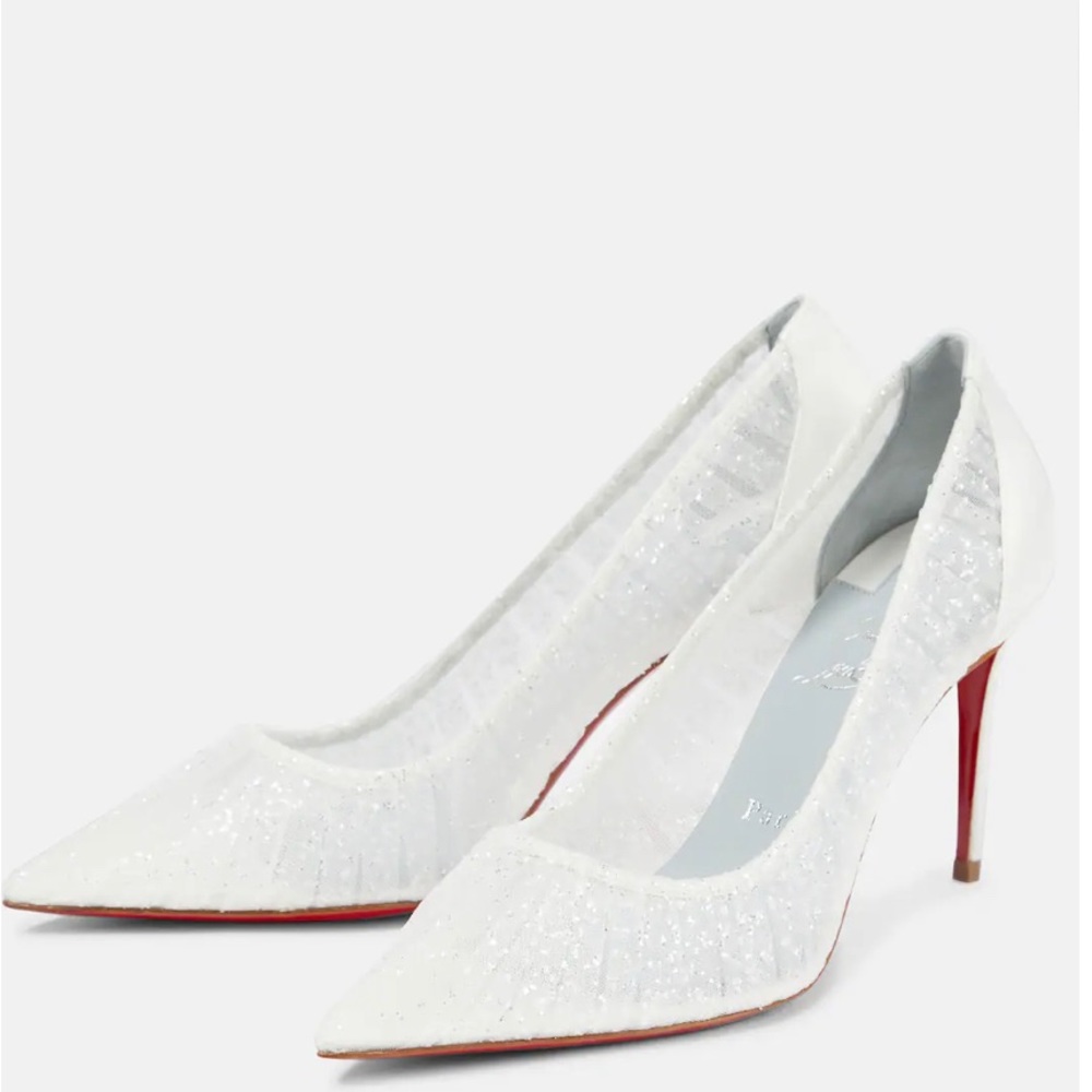 Perfect wedding day shoe for the beautiful princess bride! - Picture 1 of 7